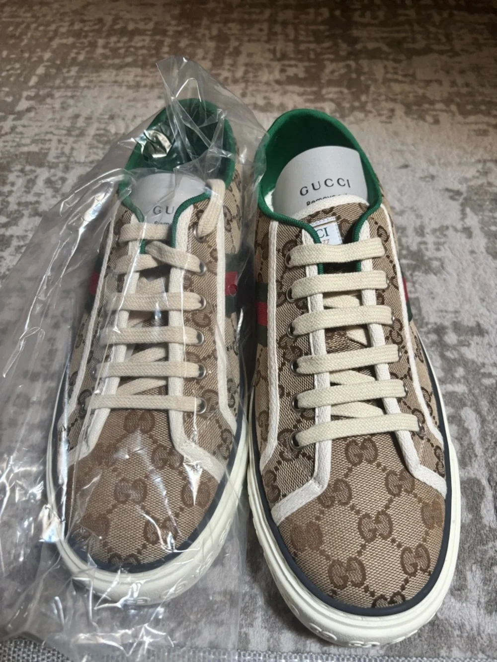 Gucci Tennis 1977 GG Canvas Sneakers Beige/Ebony Men’s 9+ 606111 HVK20 9766